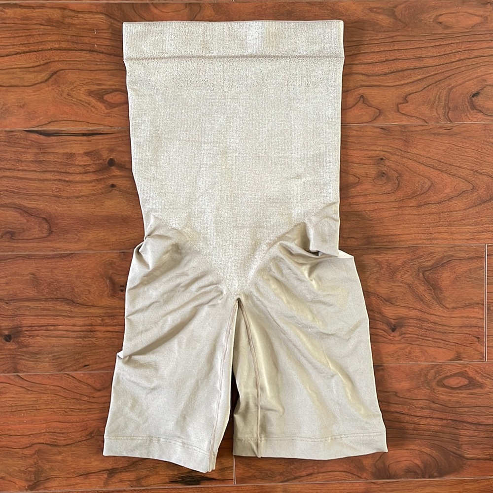 Sweet Nothings Tummy and Leg Control Shapewear